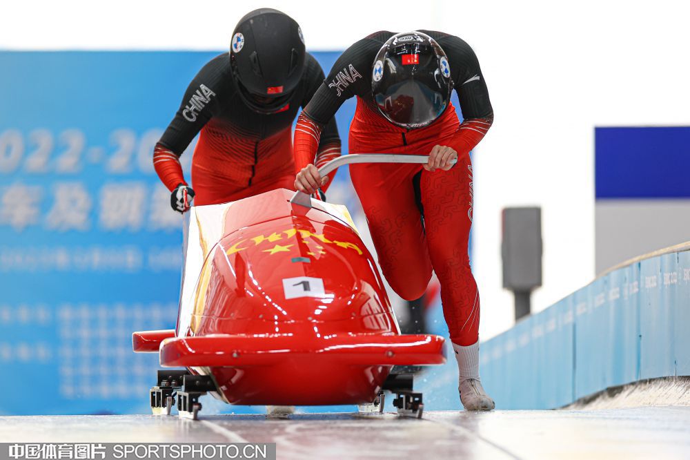 目的中场大 目的中场大